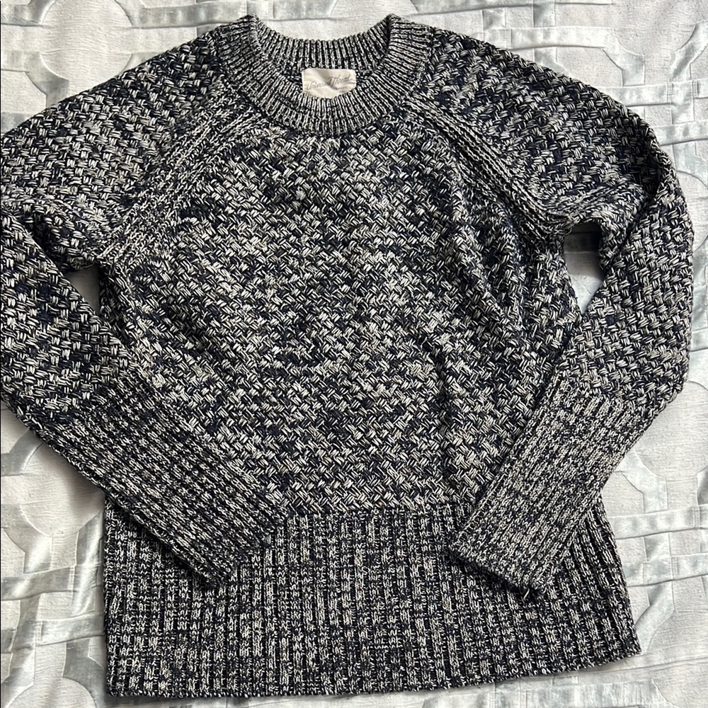 Women’s  Marled Navy & White Crewneck Sweater